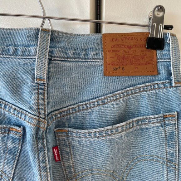Levi’s 501 Jeans W24 L28 - Picture 5 of 12